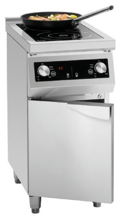 Fourneau profondeur 650 à induction à 2 zones GU Triphasé 8,5 kW - Bartscher - 105764