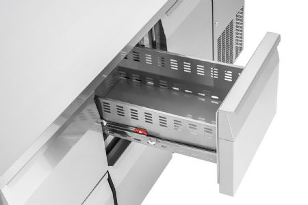 Table réfrigérée professionnelle positive avec 1 porte à battant et 4 tiroirs 1/1 GN - Bartscher - 110898
