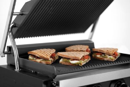 Grill panini professionnel à poser, simple, en fonte émaillée de 340x220 mm - Bartscher - 150127