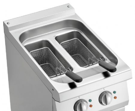 Friteuse professionnelle profondeur 700, L400, 2x9L, électrique, sur pied, 15 kW - Bartscher - 286925