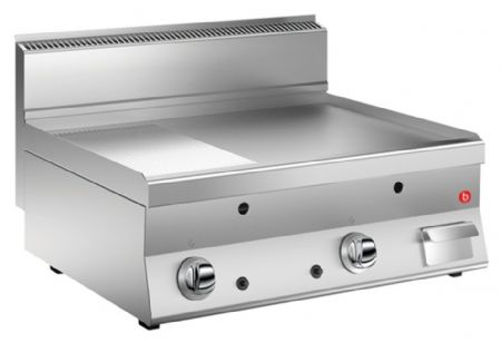 Grillade gaz surface 2/3 lisse 44 dm² - AISI 430 - 796 x 555 mm - Gamme 650 - Baron - 60FTTG823 Grillade gaz surface 2/3 lisse 44 dm² - AISI 430 - 796 x 555 mm - Gamme 650 - Baron - 60FTTG823