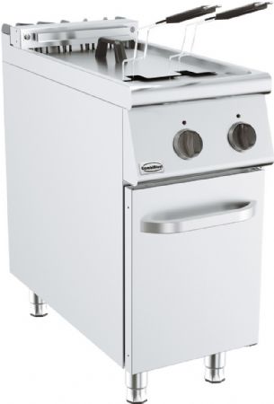 Friteuse cuisine pro profondeur 900 Triphasé 1 x 22 L 18 kW - Combisteel - 7178.3055 Friteuse cuisine pro profondeur 900 Triphasé 1 x 22 L 18 kW - Combisteel - 7178.3055