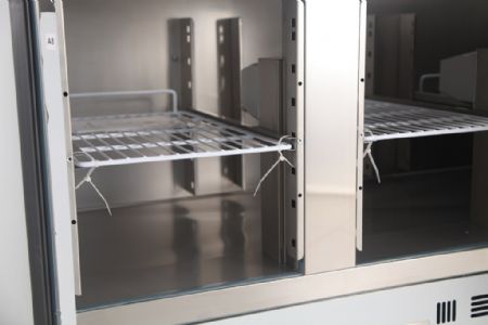 Meuble à pizza 3 portes pleines positif - Combisteel - 7450.0220