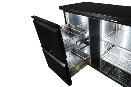 Arrière-bar 3 portes pleines 698 L positive - Combisteel - 7450.0326