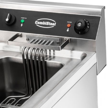 Friteuse cuisine pro profondeur 700 Triphasé 2x 12 litres - 2x6 kW - Combisteel - 7455.0960