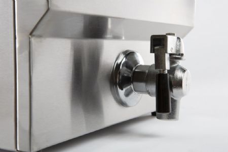 Friteuse à poser petite capacité Monophasé 1x8 L - Combisteel - 7455.1000