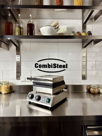 Gaufrier professionnel Monophasé acier inoxydable plaque 240x240 mm - Combisteel - 7455.1620