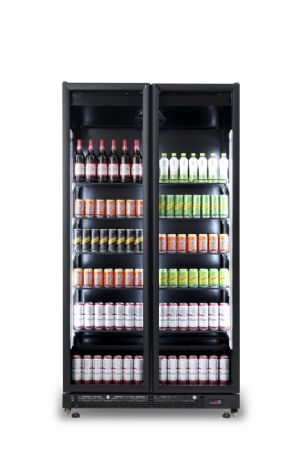 Réfrigérateur noir à 2 portes battantes vitrées avec un capacité de 850L