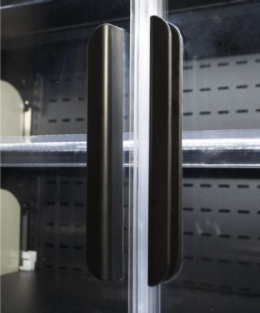 Vitrine murale de supermarché noire 4 portes vitrées positive 2560 mm - Combisteel - 7455.3110