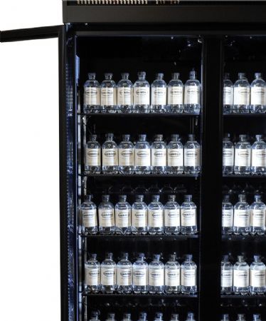 Vitrine murale de supermarché noire 3 portes vitrées positive 1650 mm - Combisteel - 7455.3155