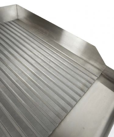Plaque à snacker à poser en inox rainurée Monophasé 2 kW - Combisteel - 7518.0145