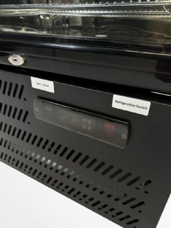 Armoire à Boissons 1 porte vitrée Noire 293 L positive - Combisteel - 7526.0300