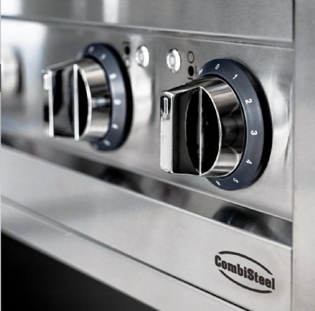 Cuisinire  induction sur meuble ouvert 4 zones de chauffe Entry line 700 - 14kW
