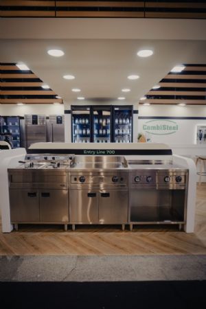 Plaque Grill �lectrique sur coffre 700mm