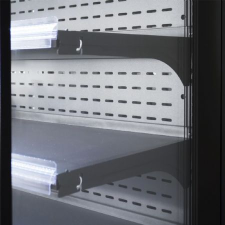 Vitrine murale de supermarché noire 4 portes vitrées positive 2508 mm - Combisteel - 7550.0120