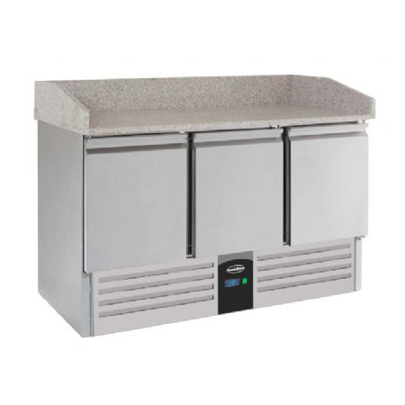 Meuble à pizza inox avec plan en granit et 3 portes allant de +2 à +8°C + saladette 6x1/3 1400mm