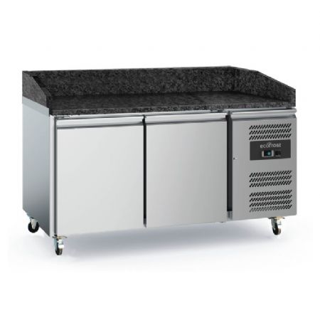 Meuble à pizza inox avec plan en granit noir et 2 portes allant de +2 à +8 + saladette 6xGN1/3 1500mm