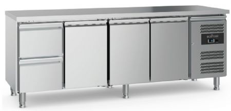 Table desserte réfrigérée 3 portes pleines avec 2 tiroirs 553 L positive - Combisteel - 7950.5165 Table desserte réfrigérée 3 portes pleines avec 2 tiroirs 553 L positive - Combisteel - 7950.5165