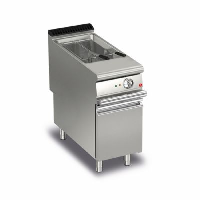 Friteuse électrique sur table inox commandes manuelles avec cuve 22 L 400x900x870 puissance 18 kW température 90/200°C Friteuse électrique sur table inox commandes manuelles avec cuve 22 L 400x900x870 puissance 18 kW température 90/200°C