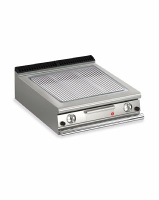 Plancha gaz chrome rainurée AISI 304 - dimensions 800x900x250 mm puissance 14 kW Plancha gaz chrome rainurée AISI 304 - dimensions 800x900x250 mm puissance 14 kW