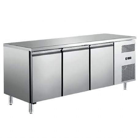 Table desserte réfrigérée positive 3 portes 417 L sans dosseret - Afi-Collin-Lucy - AA3PPA