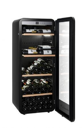 Cave  vins de vieillissement controlable  distance 1 porte vitre - 147 bouteilles