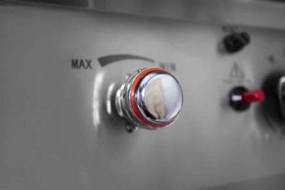 Cuiseur à pâtes gaz installé sur meuble bas gamme 700