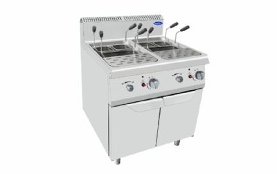 Cuiseur à pâtes gaz installé sur meuble avec bac 700