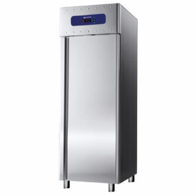Réfrigérateur vertical inox 1 porte pleine GN 2/1 avec plage de température -2/+8°C et capacité 700 L Réfrigérateur vertical inox 1 porte pleine GN 2/1 avec plage de température -2/+8°C et capacité 700 L