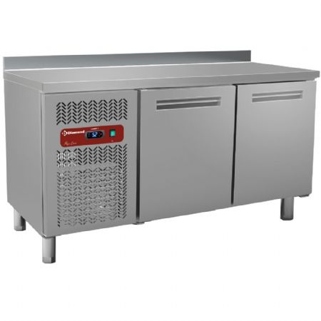 Table desserte réfrigérée ventilée 2 portes pleines positive 245 L avec dosseret - Diamond Promo - BMIV15/R2-BA Table desserte réfrigérée ventilée 2 portes pleines positive 245 L avec dosseret - Diamond Promo - BMIV15/R2-BA