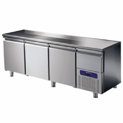 Table froide inox 3 portes GN 1/1 plage de température -2/+8°C Table froide inox 3 portes GN 1/1 plage de température -2/+8°C