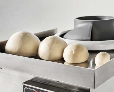Bouleuse à pâte automatique 20-900 g 900-1000 pâtons/h - Cuppone - BRN800