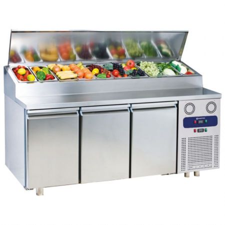 Saladette réfrigérée avec 3 portes GN 1/1, 10 bacs GN 1/3 h=150 mm positive - Virtus - CCZ0006/F Saladette réfrigérée avec 3 portes GN 1/1, 10 bacs GN 1/3 h=150 mm positive - Virtus - CCZ0006/F