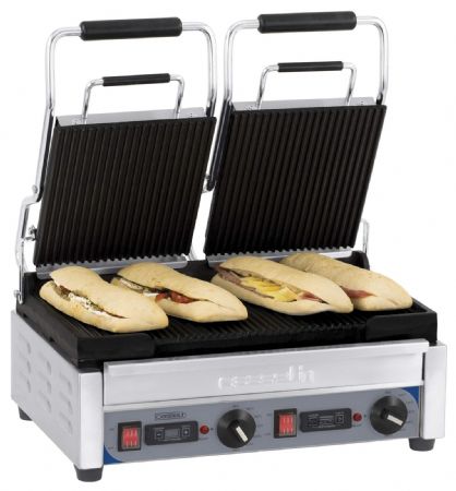 Paninis Grill double Premium Rainuré avec minuteur - Casselin - CGP2RRPT