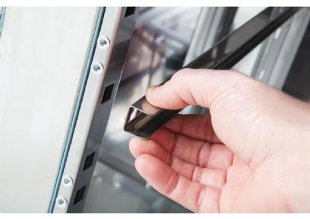 Saladette réfrigérée professionnelle 2 portes 2 x GN 1/1 pare-haleine -2/+8 °C - Polar - CT393