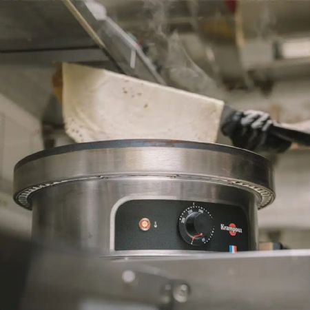 Crêpière professionnelle électrique Ø 40 cm 50 à 300 °C châssis rond Confort triphasée - Krampouz - CTRO4BC-KR