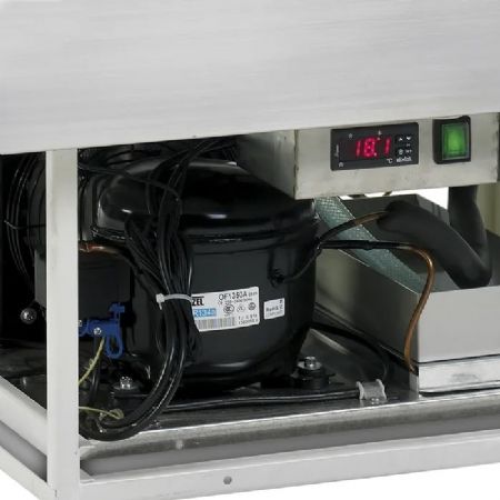 Cuve de refroidissement pour 5 bacs GN1/1 inox encastrable 166 litres - 1770 x 678 x 536 mm