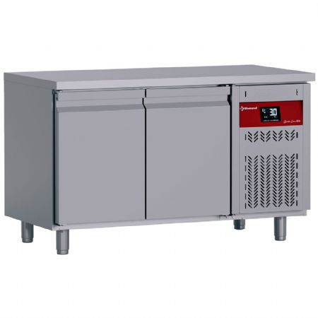 Table desserte réfrigérée ventilée 2 portes pleines GN 1/1, 260 L - Diamond Promo - DT131/P9H Table desserte réfrigérée ventilée 2 portes pleines GN 1/1, 260 L - Diamond Promo - DT131/P9H