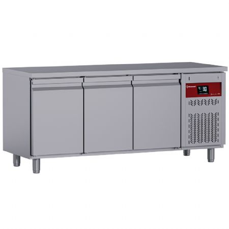 Table desserte réfrigérée ventilée 3 portes pleines GN 1/1, capacité 405 L - Diamond Promo - DT178/P9H Table desserte réfrigérée ventilée 3 portes pleines GN 1/1, capacité 405 L - Diamond Promo - DT178/P9H