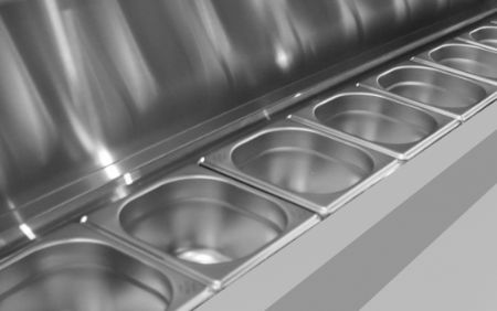 Meuble à pizza compact 3 portes avec plan de travail en inox 380L (7x1/6 + 1x1/9)