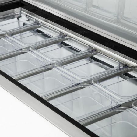 Saladette réfrigérée positive 527 L 2 portes 16 x GN 1/6 - Polar - GD883