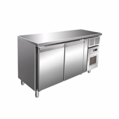 Table froide 2 portes sans dosseret température -2/+8°C Table froide 2 portes sans dosseret température -2/+8°C