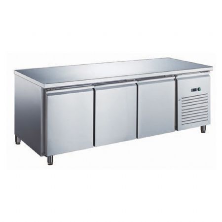 Table desserte réfrigérée professionnelle 3 portes positive 417 L - Furnotel - GN3101X