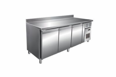 Table froide positive inox avec dosseret 3 portes température -2/+8°C Table froide positive inox avec dosseret 3 portes température -2/+8°C