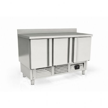 Table desserte réfrigérée positive 3 portes pleines avec dosseret 264 L - Coreco - MF-140