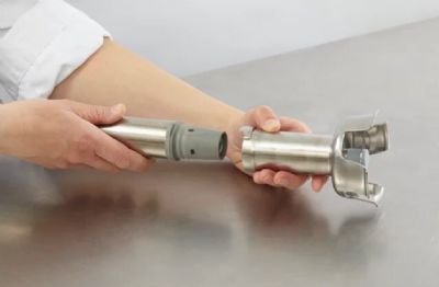 Mixeur plongeant large gris � vitesse variable autor�gul�e longueur 350mm - 1500 � 9000 trs/min