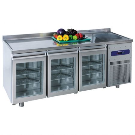 Table desserte réfrigérée 700 mm 3 portes vitrées, évier 35x40x20h cm à droite et dosseret positive - Virtus - MRGF200/FG