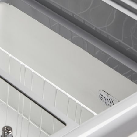 Congélateur coffre avec panneaux supérieurs vitrés coulissants plage de température -24/-14°C et volume utile 186/138 L