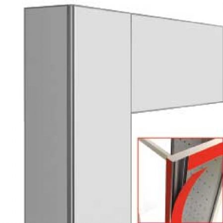 Vitrine panoramique avec deco blanche