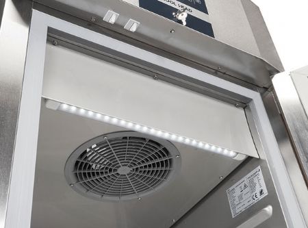 Conglateur vertical 1 porte pleine -18 / -22 C - 550L